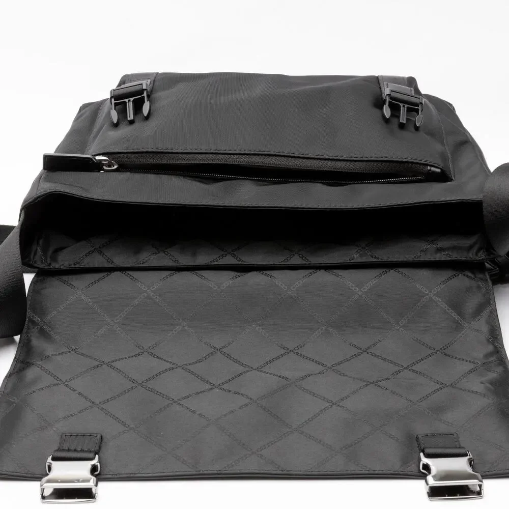 Michael Kors Men Gabardine Messenger Bag Black